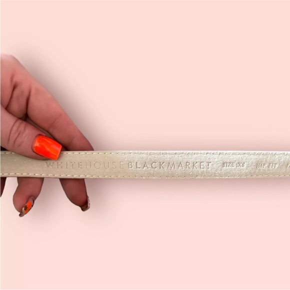 White House Black Market XS Leather Platinum Skinny Belt Pink White - Picture 4 of 4